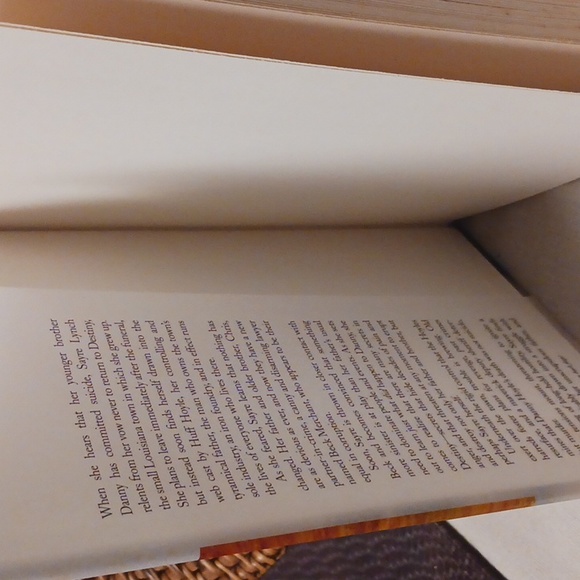 White Hot novel by Sandra Brown - Picture 4 of 4